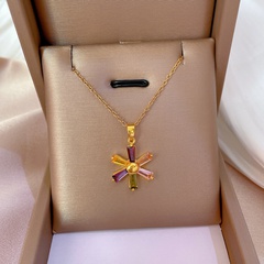 Fashion Color Snowflake Inlaid Diamond Necklace Titanium Steel Clavicle Chain