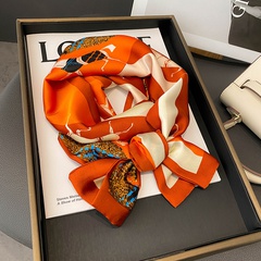 Printemps et automne mince rétro couture cheval orange simulation satin de soie longue écharpe en soie