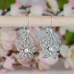 new retro simple hollow flower leaf diamond-studded earrings wholesale