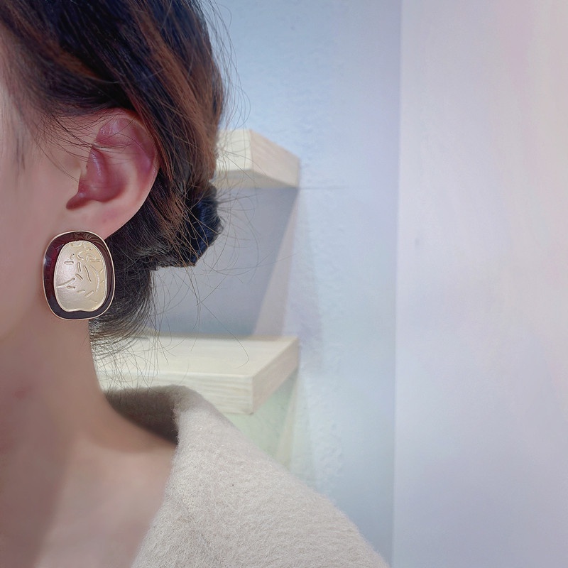 fashion irregular shape contrast color earrings retro alloy enamel dripping oil earrings
