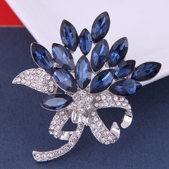 Korean fashion simple bright bouquet ladies alloy diamond brooch