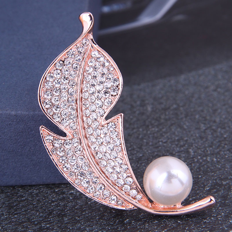 Korean fashion simple bright branches leaves ladies alloy pearl brooch
