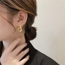 Korean womens autumn and winter geometric interlock alloy earringspicture20