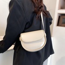 Spring and summer womens new solid color messenger saddle bag 18156cmpicture7