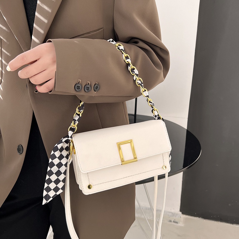 womens new trendy braided chain oneshoulder messenger bag 13218cm