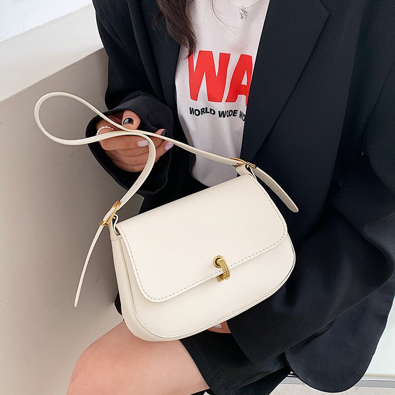 new fashion white oneshoulder underarm messenger small square bag 21178cm