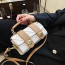 womens spring and summer new messenger fashion shoulder bag 19117cmpicture7