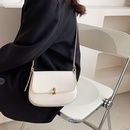 womens new fashion white oneshoulder underarm messenger small square bag 21178cmpicture8