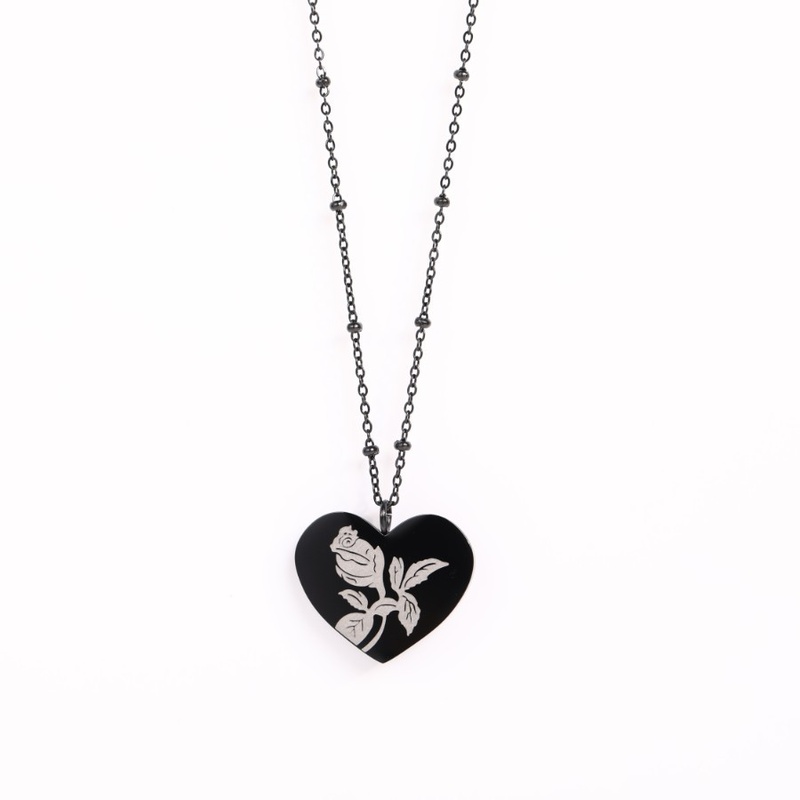 Retro Black Heart Rose Flower Dark Titanium Steel Necklace Wholesale