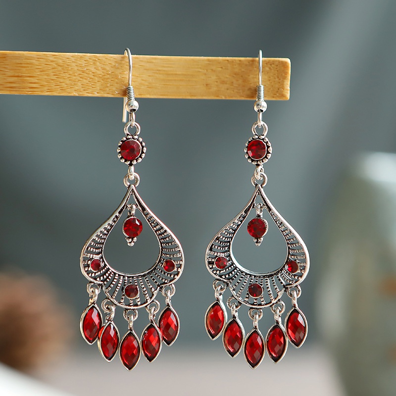 retro dropshaped ethnic womens fashion earring alloy accessories wholesale
