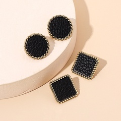 autumn and winter retro leopard print female new alloy plaid earrings