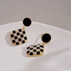 fashion black and white checkerboard square pearl alloy earrings