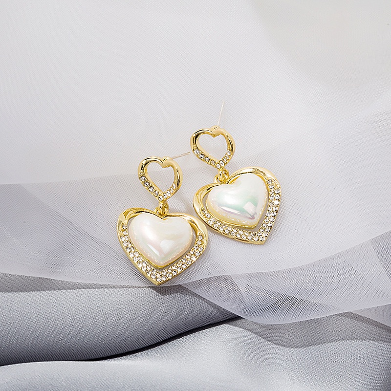 fashion threedimensional doublelayer heartshaped pearl alloy earrings