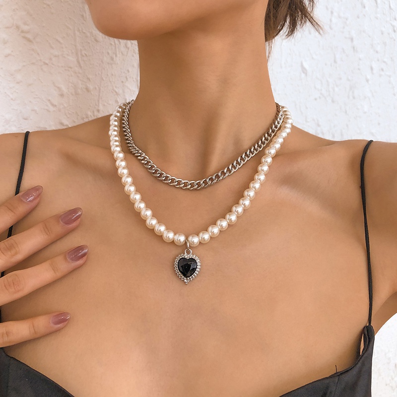 simple heart pendant fashion retro inlaid pearl double layered necklace