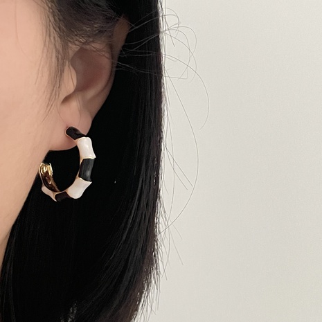 retro bamboo black white color matching enamel C-shaped alloy earrings's discount tags