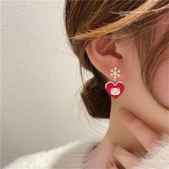 Korean autumn and winter new snowflake heart stud earrings