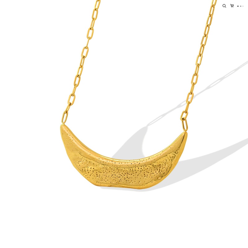 fashion crescent pendant titanium steel plated 18K gold clavicle chain