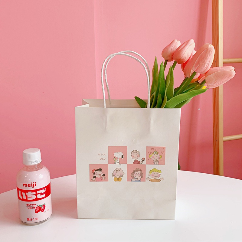 Cute simple cartoon white paper portable shopping packaging bag