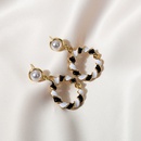 retro fashion contrast color cross twist pearl earrings wholesalepicture8