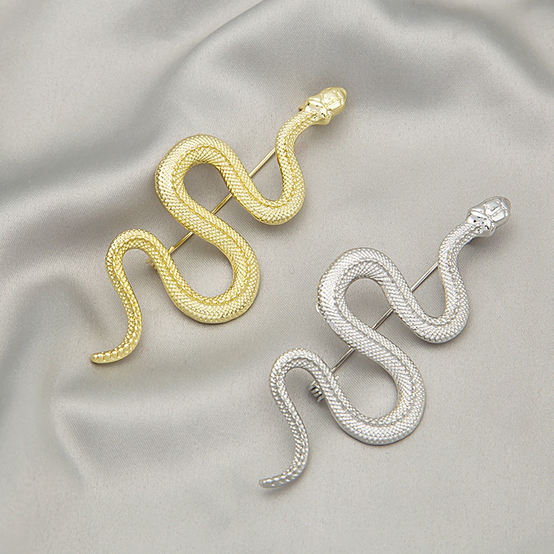 retro snakeshaped alloy brooch fashion suit jacket accessories pin