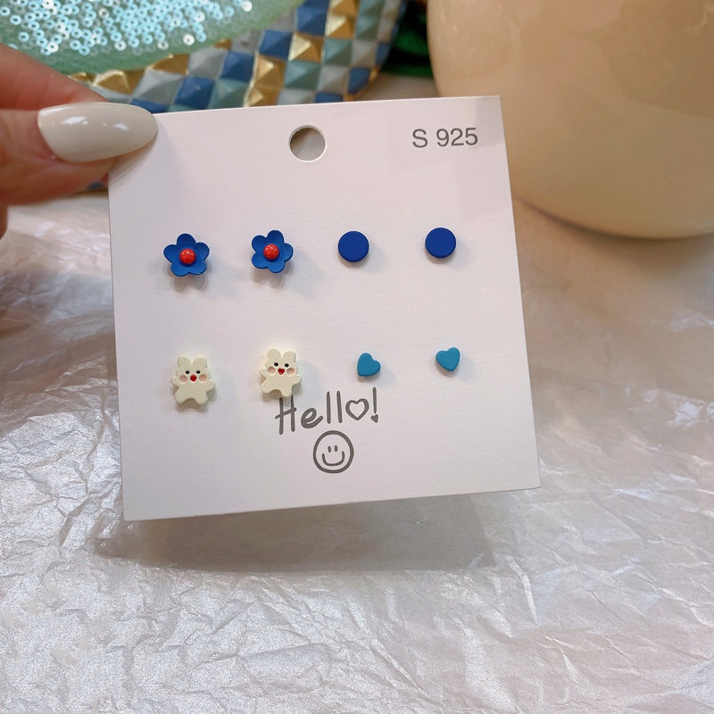 2022 new cute bear flower Klein blue stud earrings set