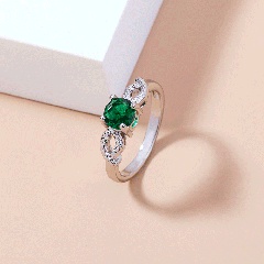 simple fashion green gemstone ring micro-encrusted zircon copper ring