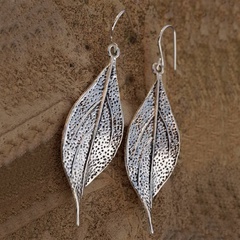 new retro simple leaf alloy fashion mulberry texture earrings wholesale
