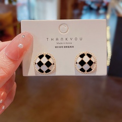 Korean new circle black white checkerboard pearl stud earrings