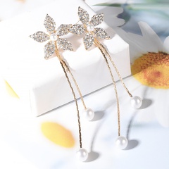 Five-leaf flower pearl tassel petals sweet long rhinestone metal earrings