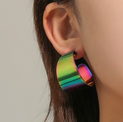 arbeiten Sie neue kreative Entwurfslegierung übertriebene C-förmige Ohrringe en gros um