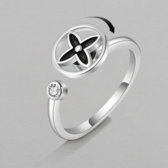 fashion rotating hollow four-leaf clover open copper ring female wholesale