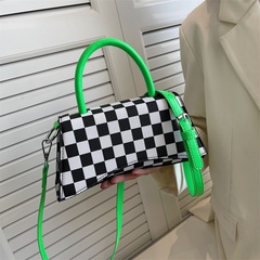checkerboard messenger new fashion female simple portable shoulder bag24*12*8.5cm