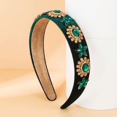 barockes grünes Flanell-Stirnband mit geometrischem Rautenmuster