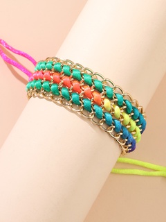 Einfaches handgewebtes Armband mit Farbverlaufskette aus chinesischem Knoten