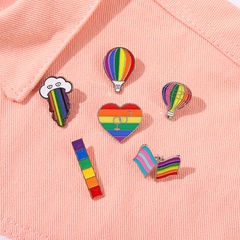 cartoon creative rainbow brooches LGBT heart-shaped alloy brooch