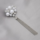 fashion retro diamondstudded pearl flower tassel alloy broochpicture9