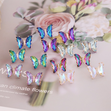 Pendientes de tuerca de diamantes de aleación de mariposa degradada multicolor a la moda's discount tags