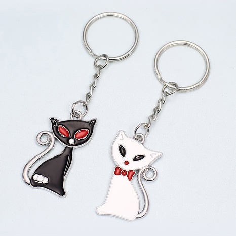 Legierungsschwarzweiss-Katzenpaar keychain hängender kleiner Geschenkgroßverkauf's discount tags