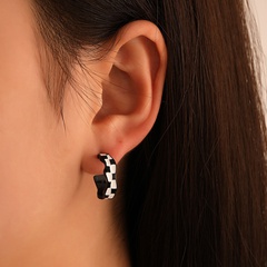 Retro simple black and white checkerboard irregular C-shaped earrings