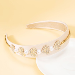 Ornate diamond heart pearl wide headband