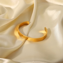 Nueva pulsera de mujer simple de moda amplia brillante de acero inoxidable de oro de 18 quilates Joyería