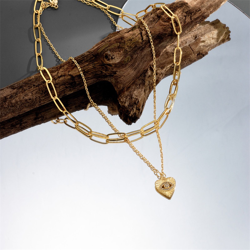 Fashion Microencrusted Zircon Simple Heartshaped Copper Necklace