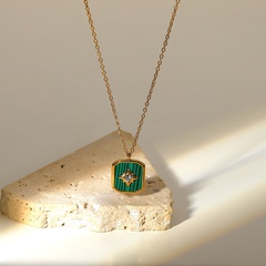 18K Gold Plated Stainless Steel Eight-pointed Star Inlaid Green Malachite Pendant Necklace