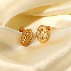 Boucles d'oreilles à la mode en acier inoxydable en or 18 carats avec relief en forme de croix ovale rétro