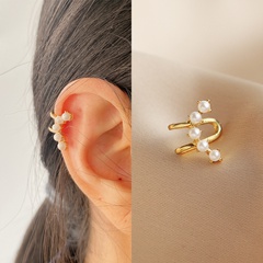 Kreative einfache Art und Weise weiblicher Perlenlegierungs-Ohrknochen-Klippgroßverkauf