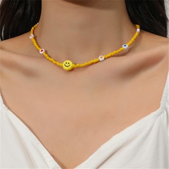 Modische handgewebte ethnische Smiley-Perlen-Halskette für Damen