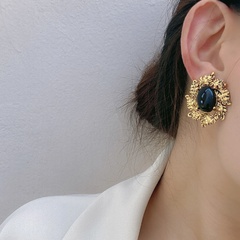fashion retro maple leaf earrings retro alloy stud earrings