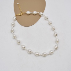 Retro baroque palace special-shaped pearl alloy necklace fashion 
