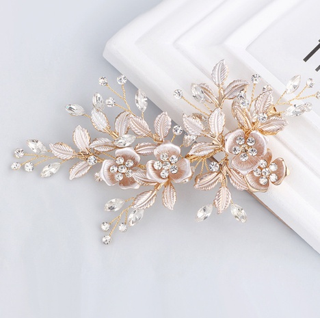 Korean style inlaid Rhinestone Pearl Insert Comb Alloy Bridal Hairpin's discount tags