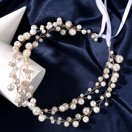 Einfaches handgefertigtes Brauthaarband mit Perlenimitat und Hochzeitsaccessoires's discount tags